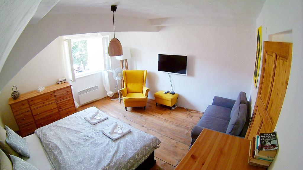 Temporary Apartment